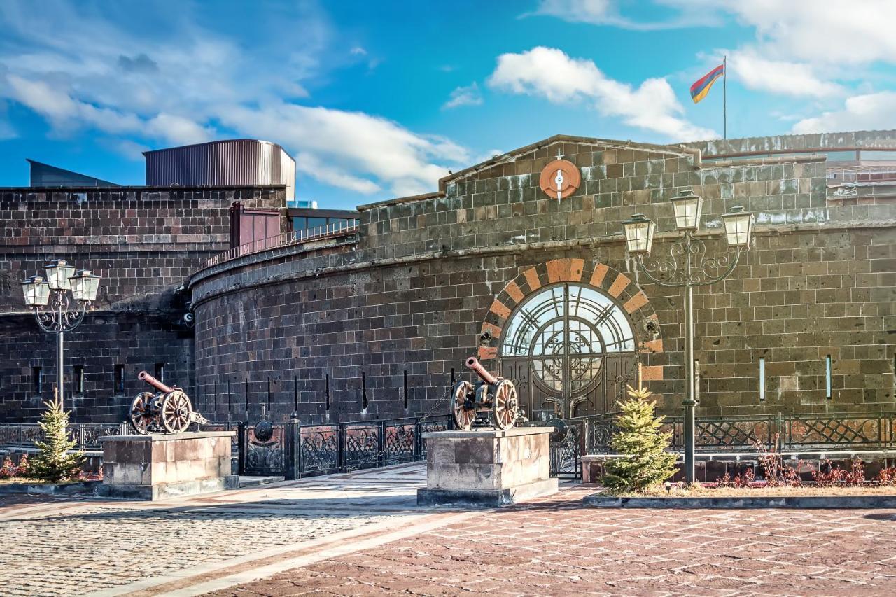 Guesthouse Emma Gjoumri Kültér fotó