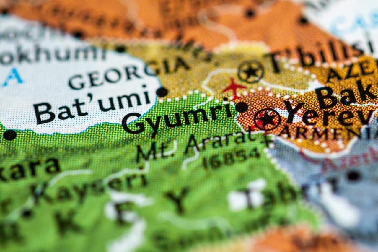Guesthouse Emma Gjoumri Kültér fotó